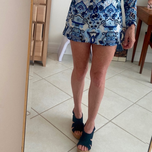 Alexis Riley Chambray embroidered mini dress - Picture 7 of 7